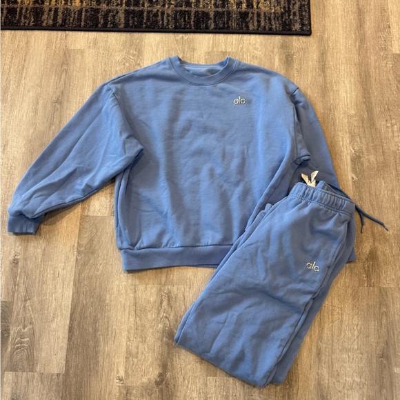 ALO Yoga Other - Alo Sweat Set